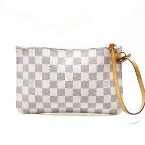 Authentic Louis Vuitton Neverfull Accessory Pouch LCMON206-112025